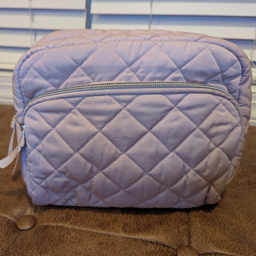 Vera Bradley Quilted Lavender Cosmetics Toiletries bag